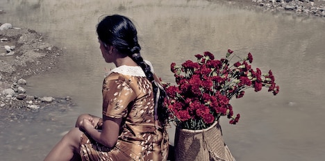 「絶え間ない悲しみ」 (c)TIRISIA CINE