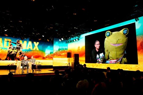 三池崇史と生中継でトークするジョージ・ミラー。 (c)2015 VILLAGE ROADSHOW FILMS (BVI) LIMITED