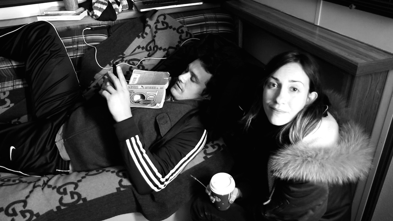 左からジェームズ・フランコ、ジア・コッポラ。(c)2013 SAMMY BANDINI FILMS, LLC. ALL RIGHTS RESERVED.