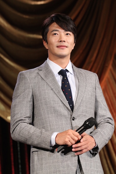 クォン・サンウ