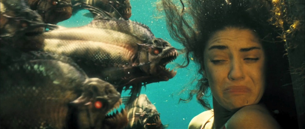 「ピラニア3D」 (c)2010 THE WEINSTEIN COMPANY LLC ALL RIGHTS RESERVED.