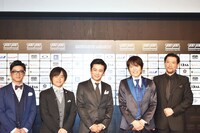 左から森ハヤシ、バカリズム、劇団ひとり、千原ジュニア、別所哲也。