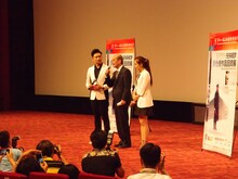 「高倉健トリビュート上映会」オープニングセレモニーに登壇した、監督の降旗康男。