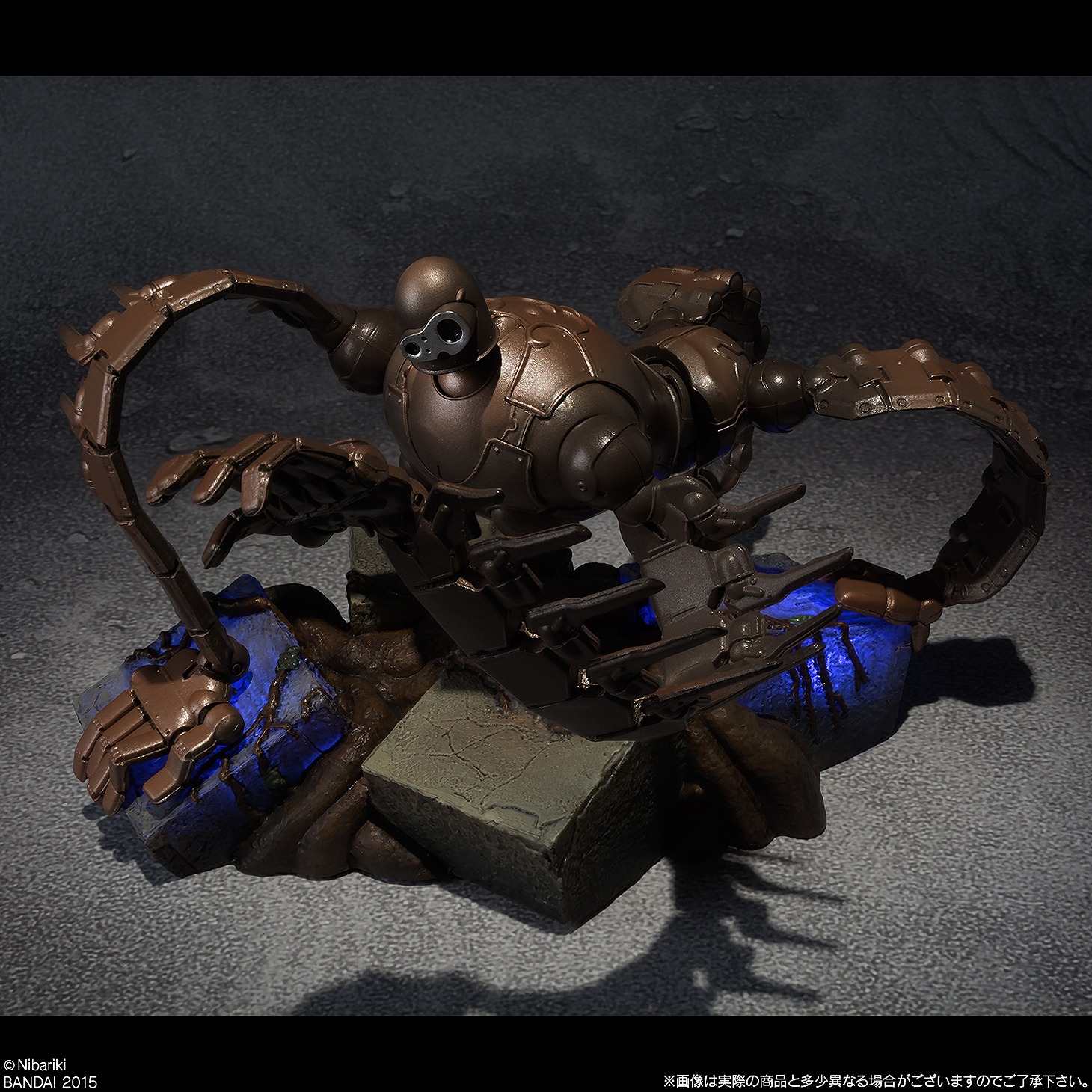 「想造ガレリア ロボット兵 青色発光 ver.」(c)Nibariki BANDAI 2015