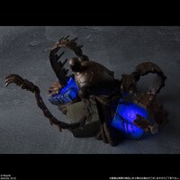 「想造ガレリア ロボット兵 青色発光 ver.」(c)Nibariki BANDAI 2015