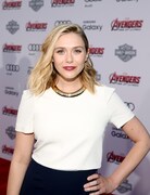 エリザベス・オルセン (c)Marvel 2015