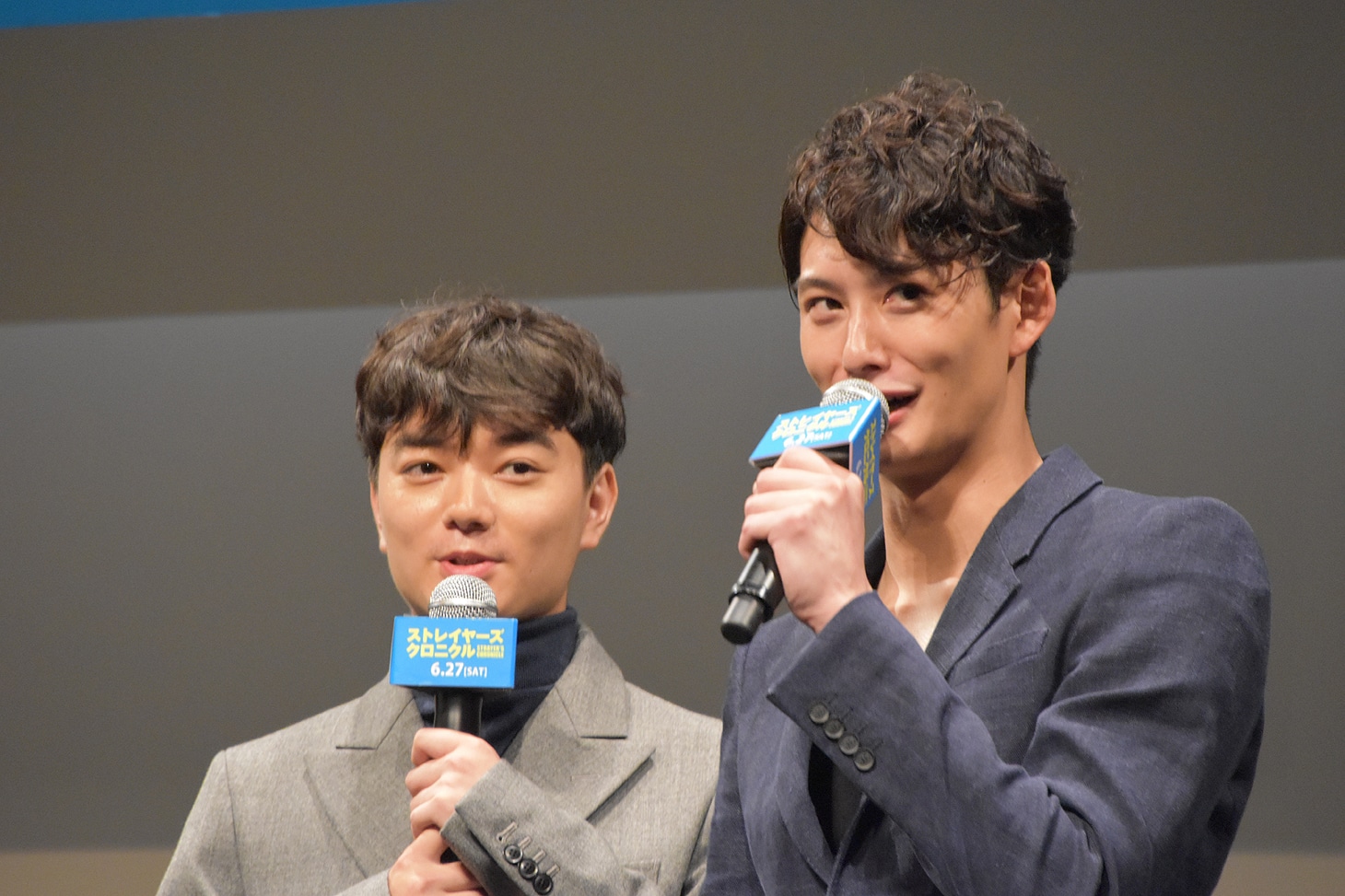 “壁ドカン”という企画名が発表されたときの染谷将太（左）と岡田将生（右）。