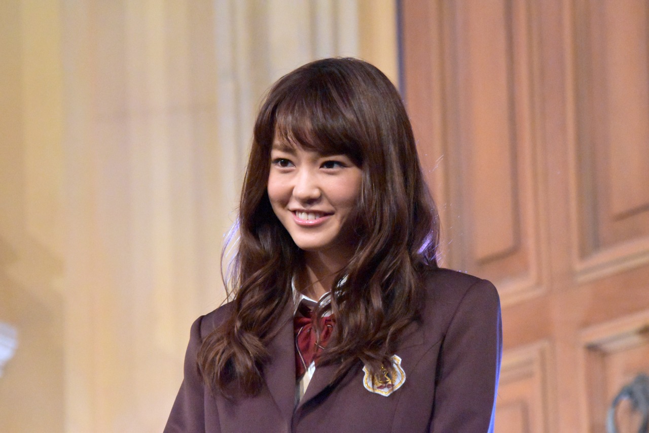 坊主頭になったときは自然と心が無になったと話す桐谷美玲。