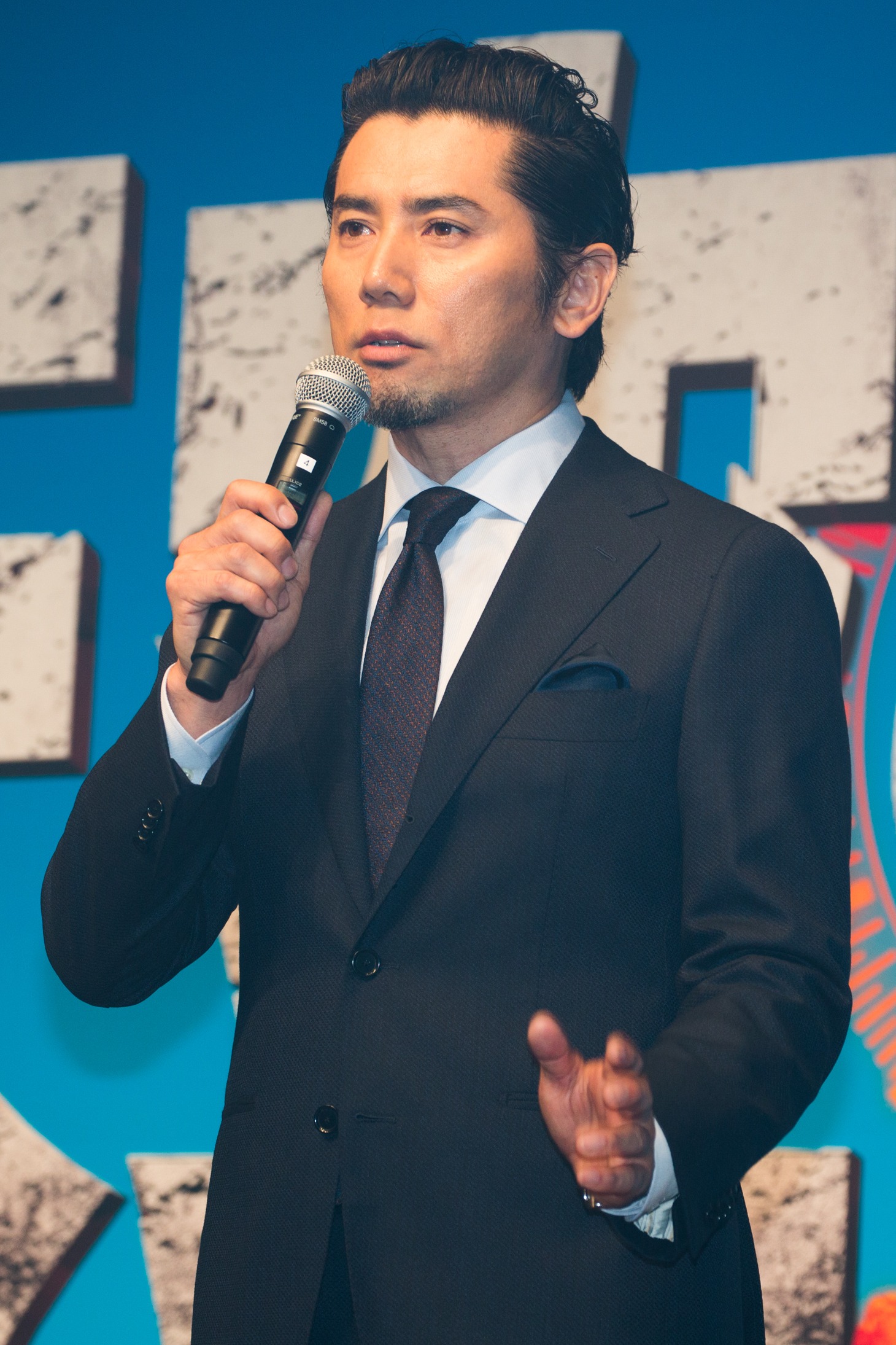 本木雅弘