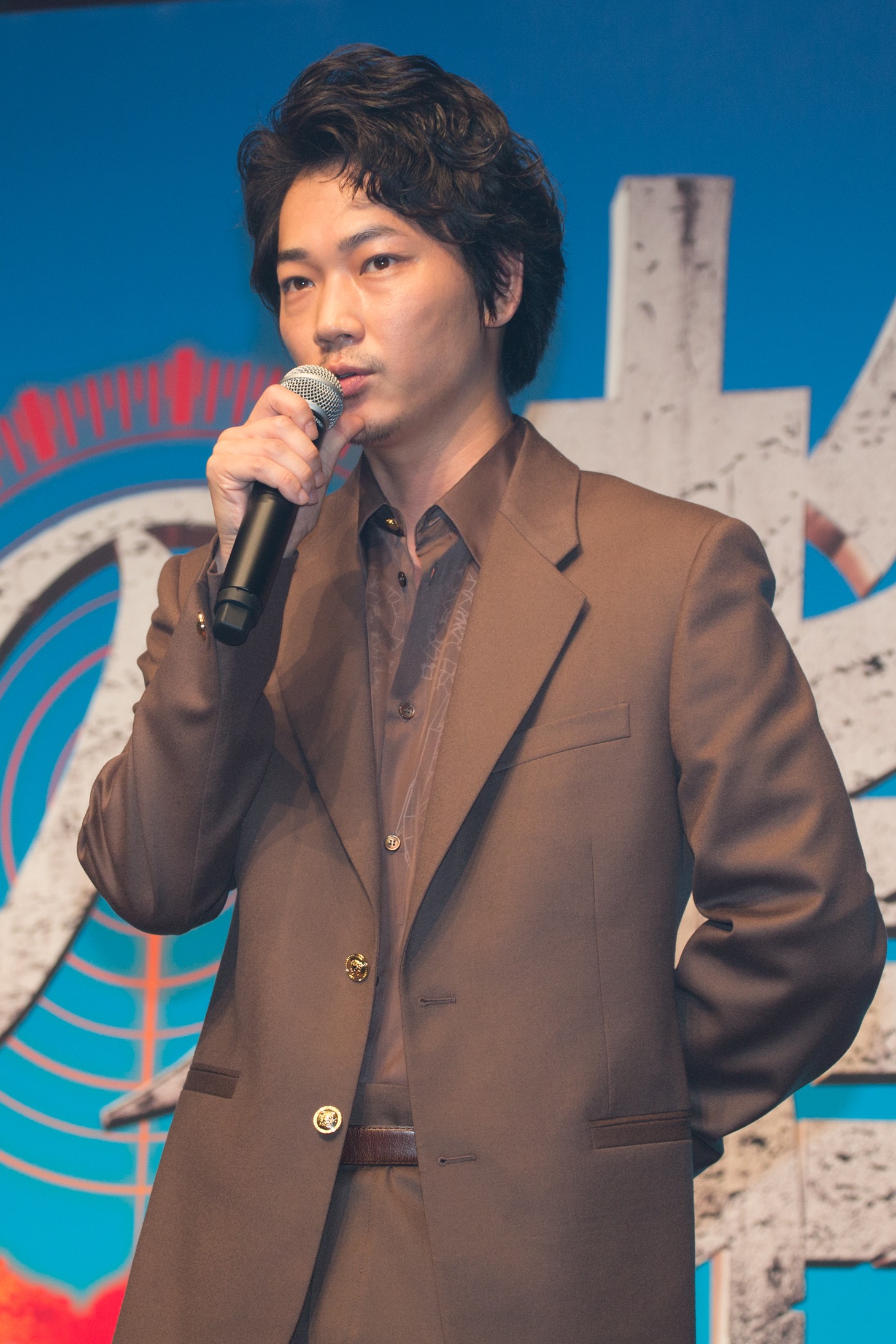 綾野剛