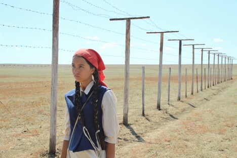 「草原の実験」 (c)Igor Tolstunov’s Film Production Company