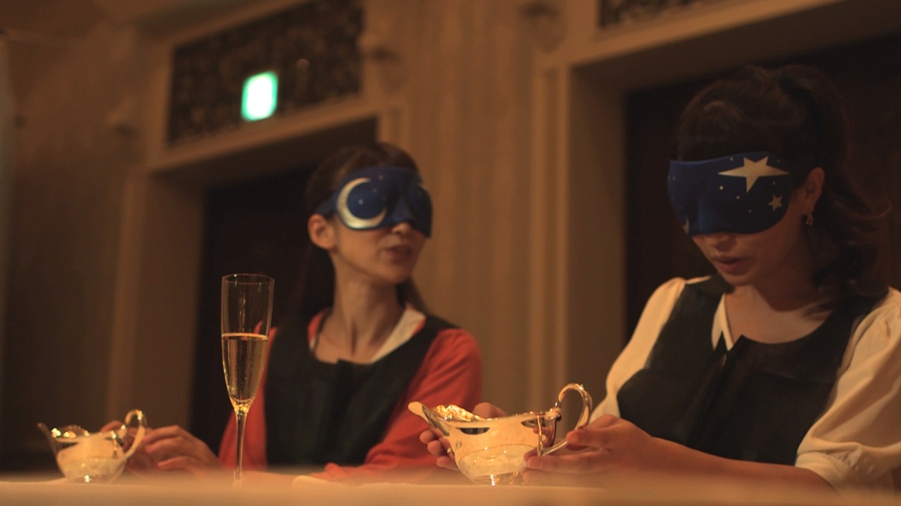 2014年に行われた「ディズニー・ダイニング・ウィズ・ザ・センス」の様子。(c)Disney