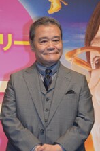 謎の老人役の西田敏行。