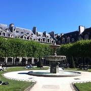 パリの“今”を詰め込んだ旅のガイドブック「映画で歩くパリ」本日発売