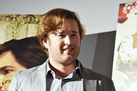 鳥を演じてみたいと語るハーレイ・ジョエル・オスメント。