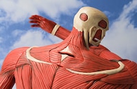 「進撃の貯金 超大型貯金箱」 (c)諫山創・講談社／「進撃の巨人」製作委員会