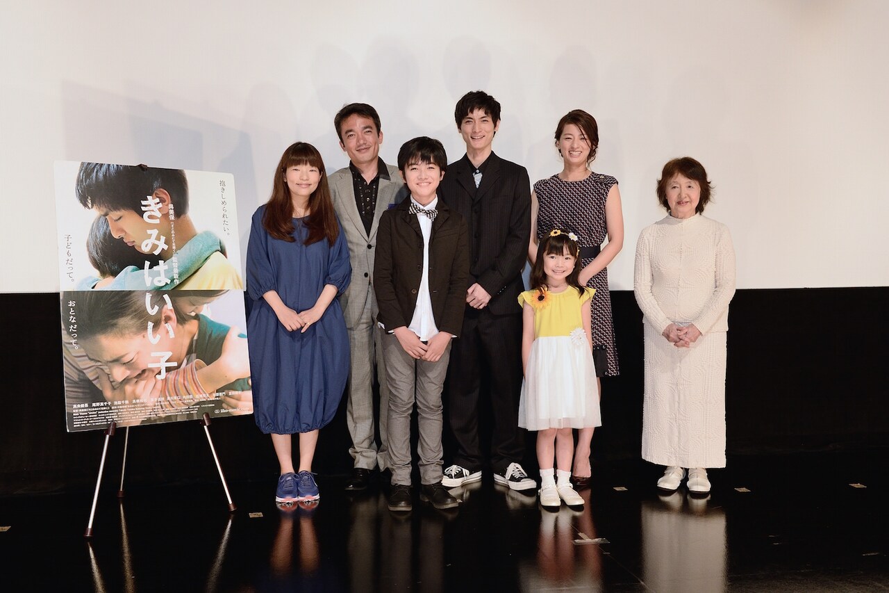 「きみはいい子」初日舞台挨拶の様子。