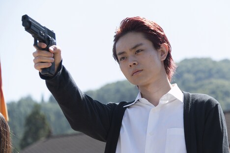 「暗殺教室」 (c)2015 フジテレビジョン 集英社 ジェイ・ストーム 東宝 ROBOT (c)松井優征/集英社