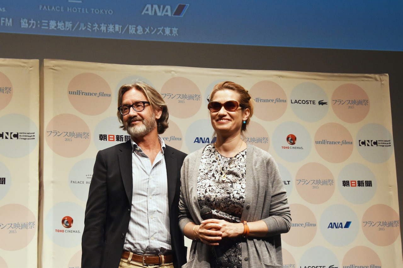 「ヴィオレット（原題）」上映後トークショーの様子。左からマルタン・プロヴォ、エマニュエル・ドゥヴォス。