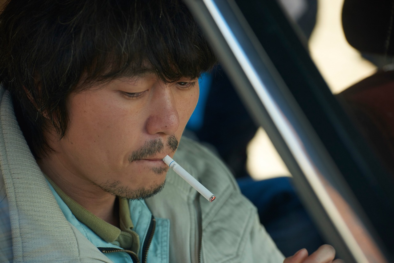 「星ガ丘ワンダーランド」より、新井浩文演じる温人の兄、瀬生哲人。(c)2015「星ガ丘ワンダーランド」製作委員会