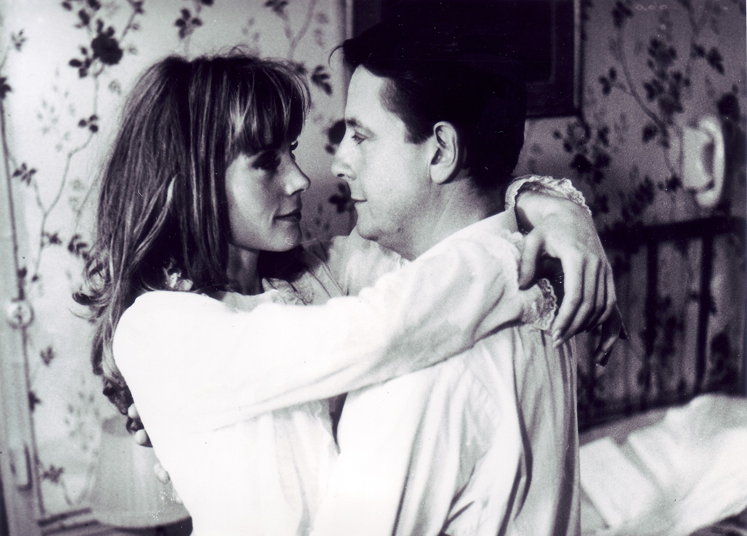 「柔らかい肌」 (c)1964 LES FILMS DU CARROSSE