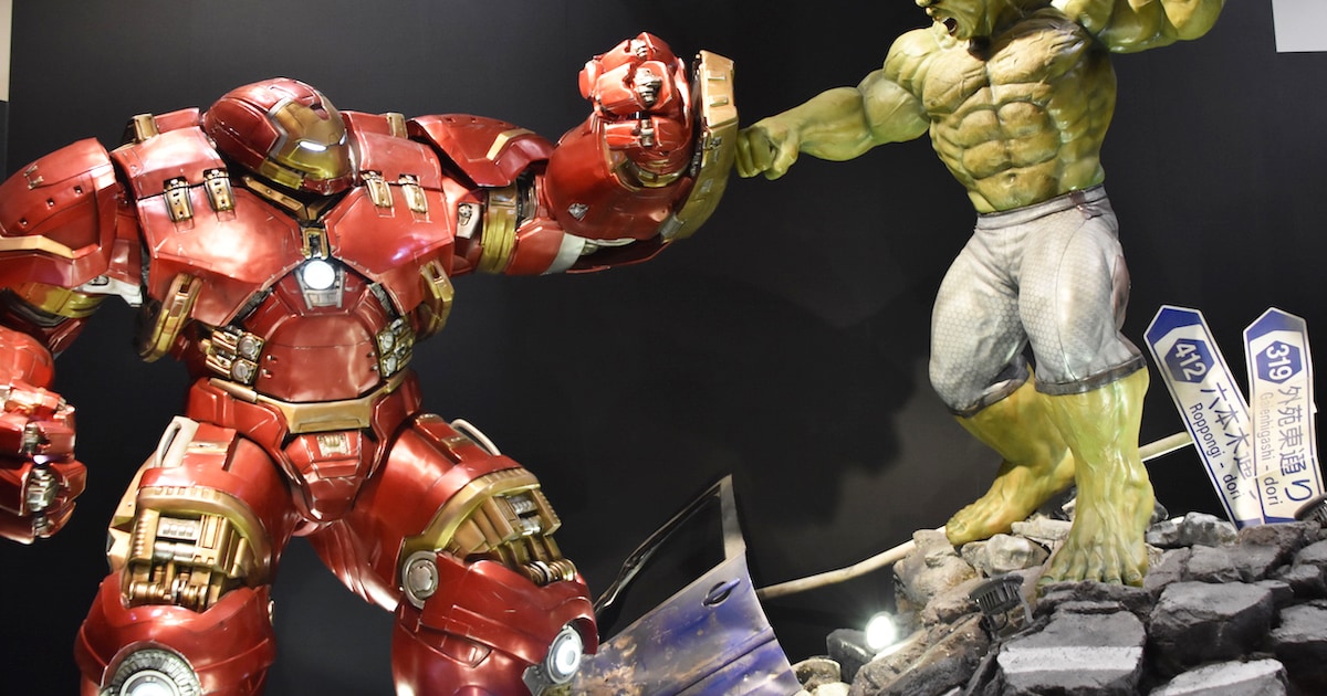 等身大ハルクVSハルクバスターの激突を目撃しよう、「アベンジャーズ  