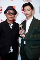 左から廣木隆一、染谷将太。Photos by Mayumi Nashida