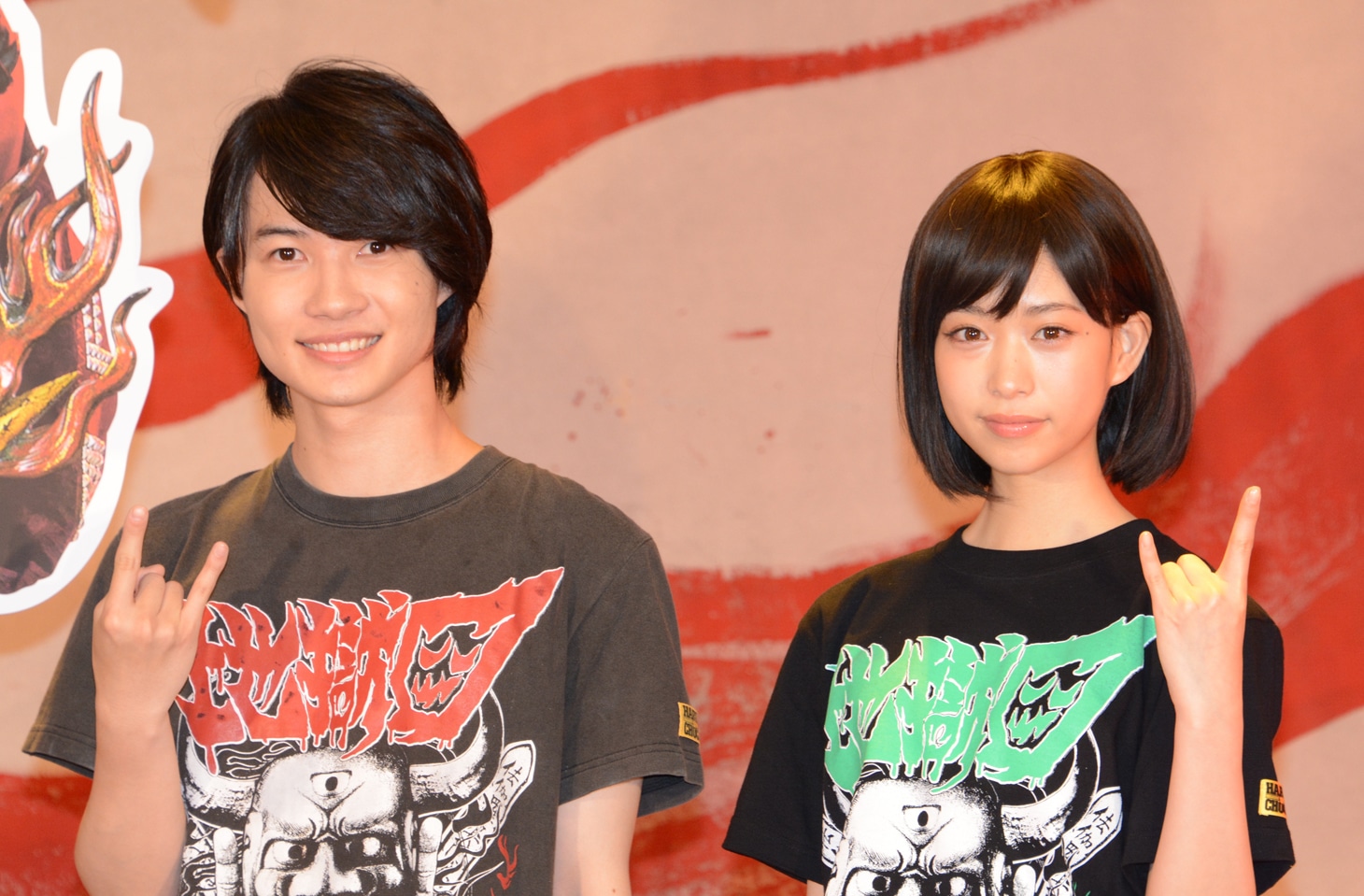左から神木隆之介、森川葵。