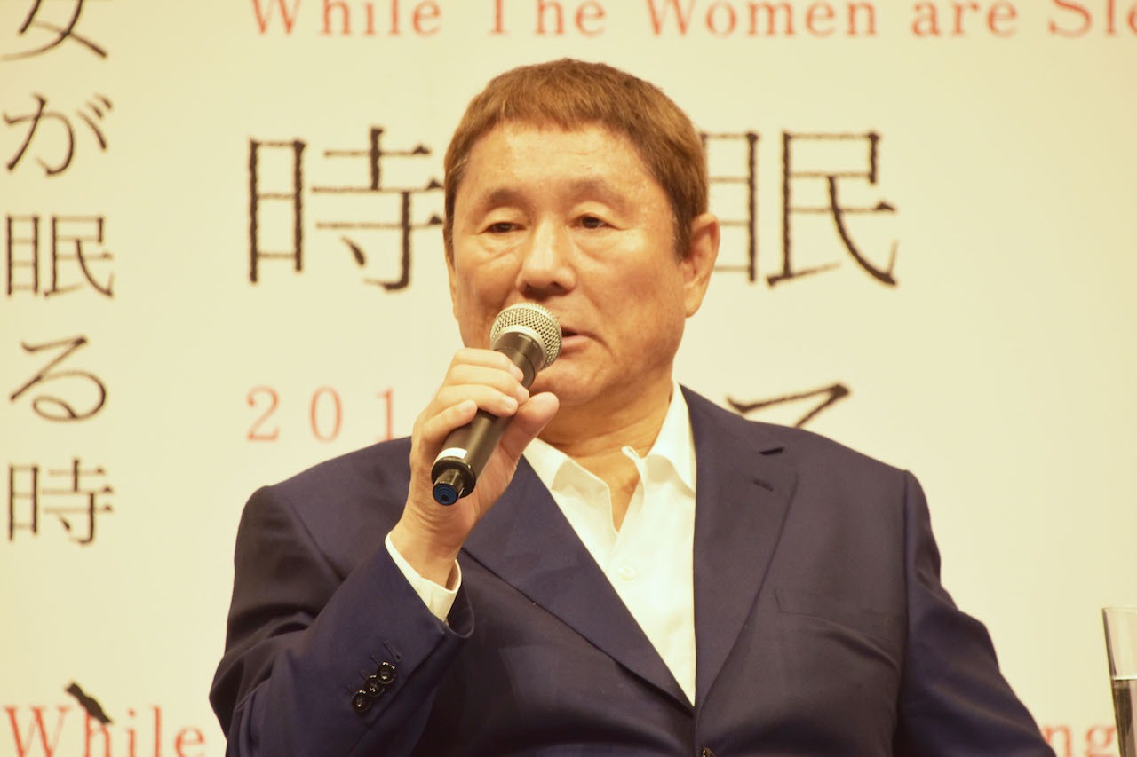7月に行われた「女が眠る時」製作発表会見時のビートたけし。