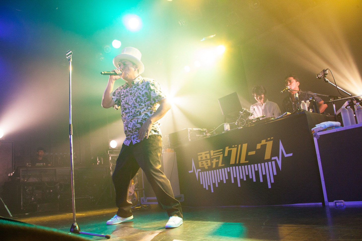 7月13日に行われた電気グルーヴのワンマンライブ「LIQUIDROOM 11th ANNIVERSARY」の模様。（写真：寺沢美遊）