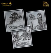 「Weta Cave展3 in AKIHABARA Weta Cave Shop」展示品の一部。(c)2015 New Line Productions, Inc. All rights reserved. The Lord of the Rings: The Fellowship of the Ring, The Lord of the Rings: The Two Towers, The Lord of the Rings: The Return of the King and the names of the characters, items, events and places therein are trademarks of The Saul Zaentz Company d/b/a Middle-earth Enterprises under license to New Line Productions, Inc.