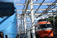 東京・小田急電鉄喜多見電車基地にて。