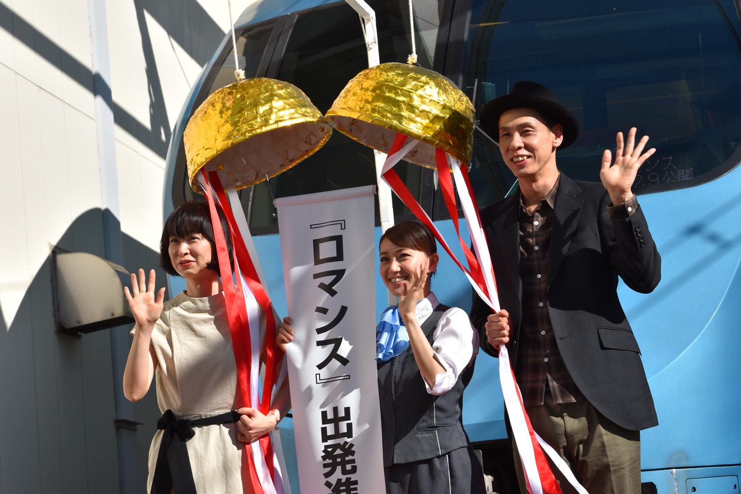 「ロマンス」イベントにて、左からタナダユキ、大島優子、大倉孝二。