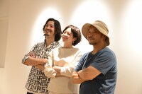 左から金子ノブアキ、清野菜名、押井守。