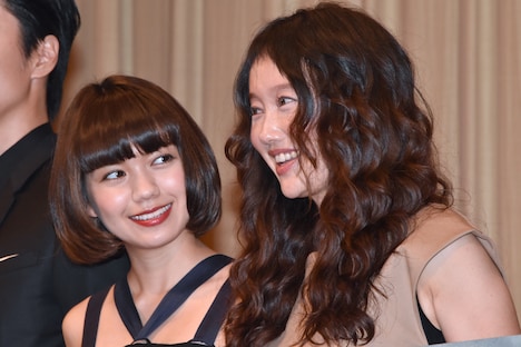 親子役で初共演を果たした、二階堂ふみと工藤夕貴。