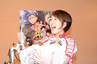 「劇場版 弱虫ペダル」のアフレコに挑戦する狩野恵里。