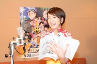 「劇場版 弱虫ペダル」のアフレコに挑戦する狩野恵里。