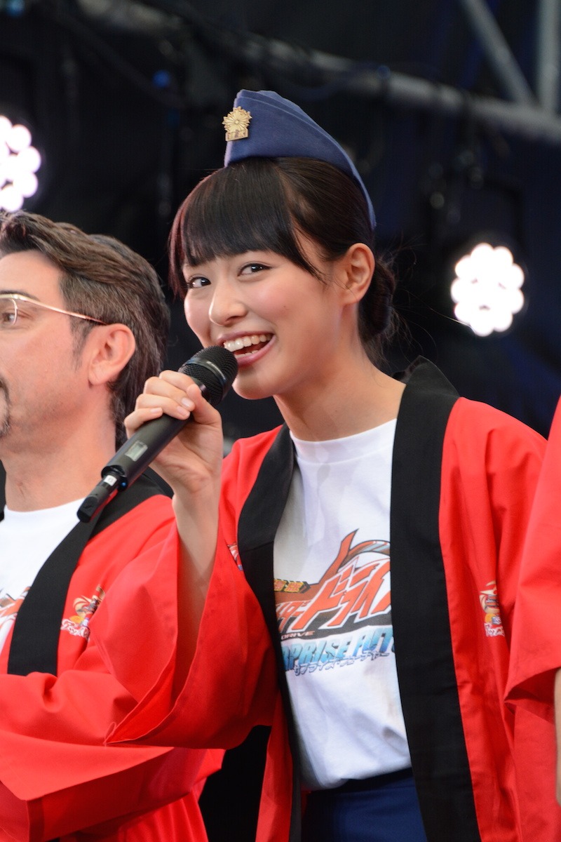 内田理央