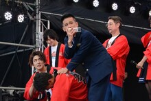 主演・竹内涼真をノリノリで“逮捕”した柳沢慎吾。