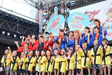 柳沢慎吾が音頭をとり、全員でパトランプを真似た場面。