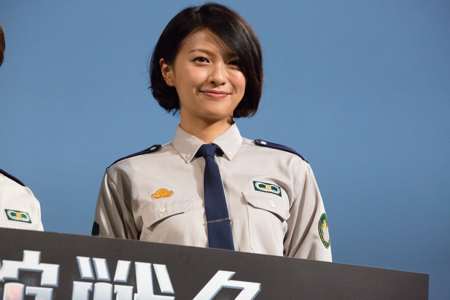 「図書館戦争 THE LAST MISSION」の完成報告会見に出席した榮倉奈々。