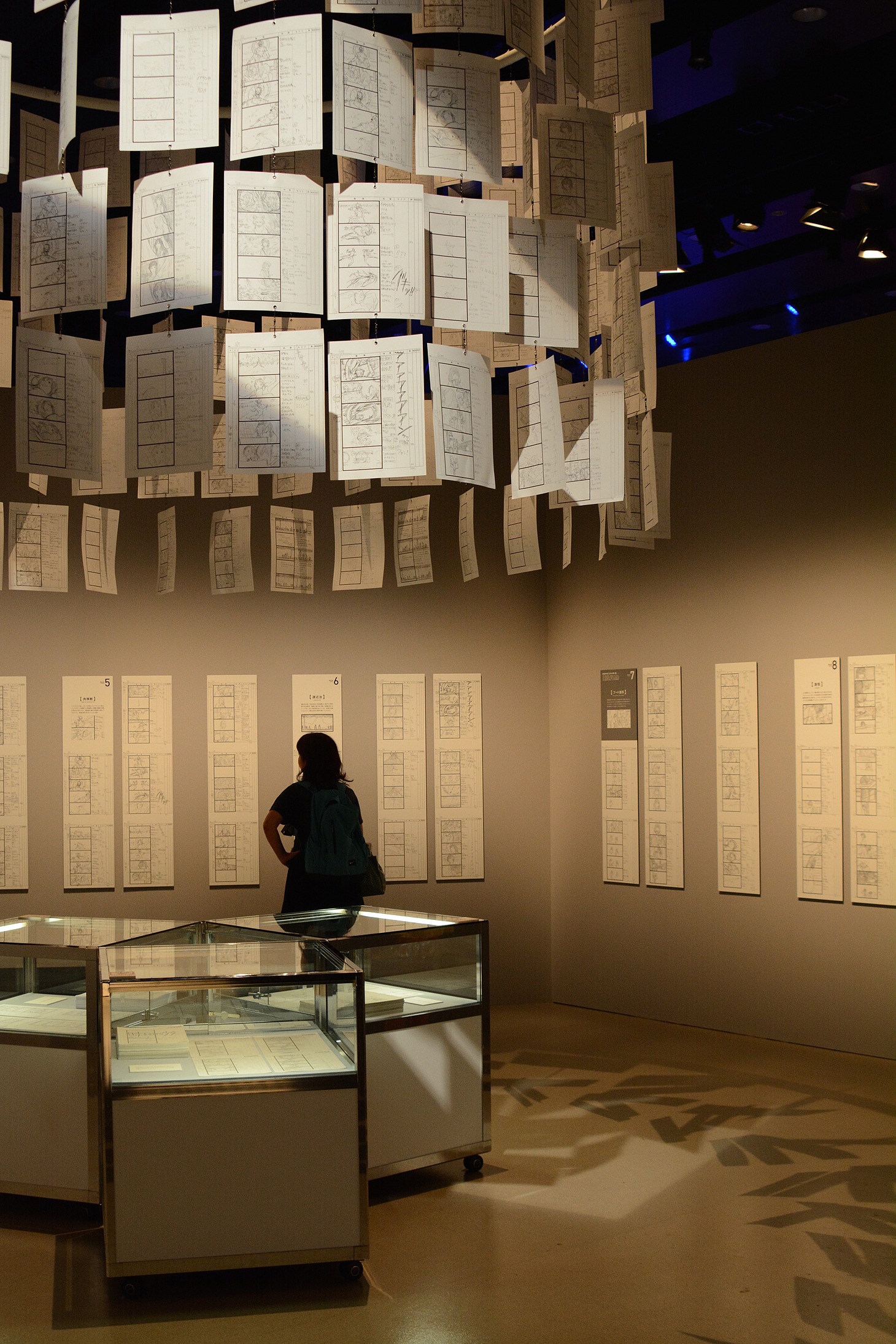 「バケモノの子」展の様子。