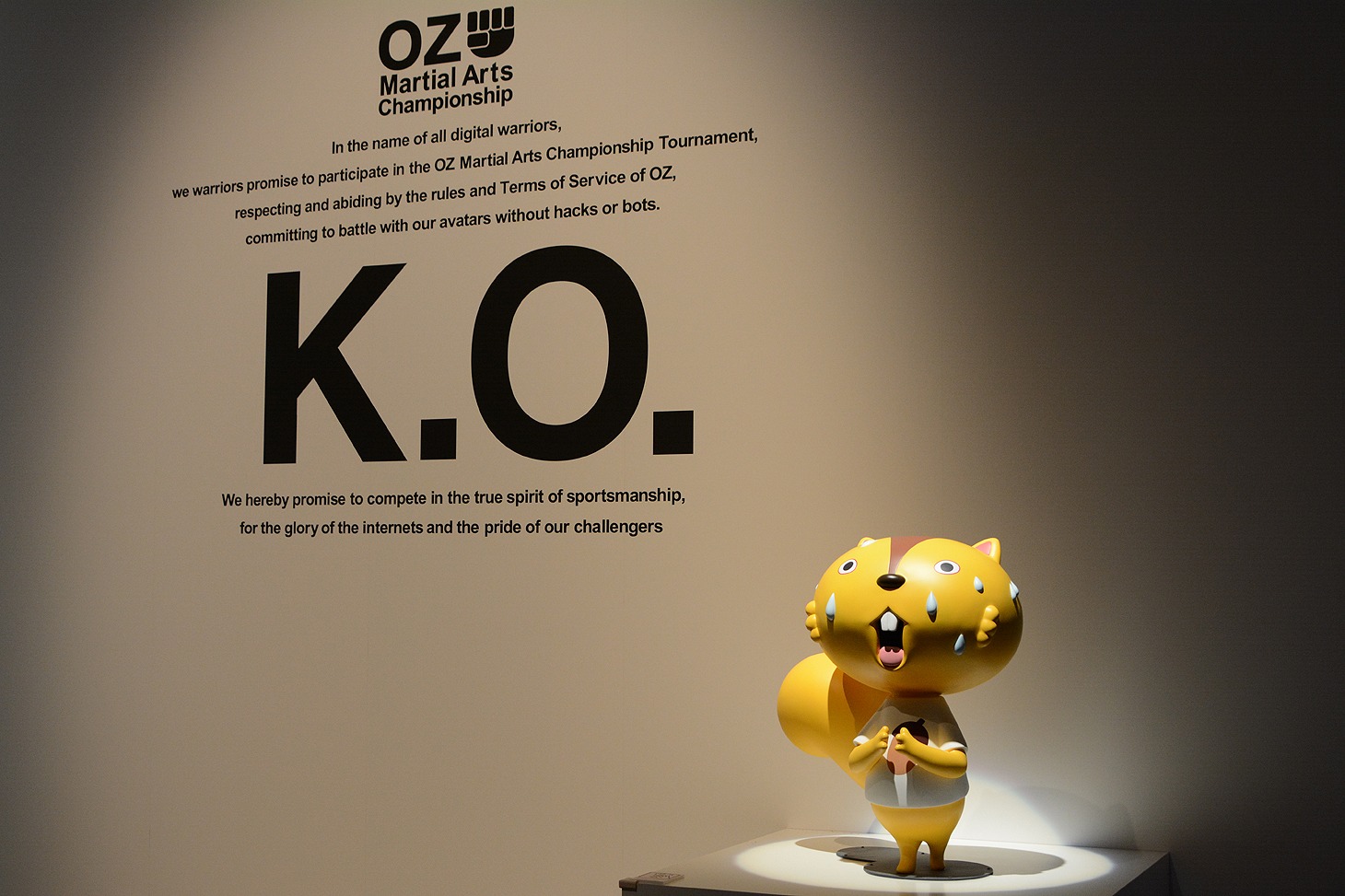 「バケモノの子」展の様子。