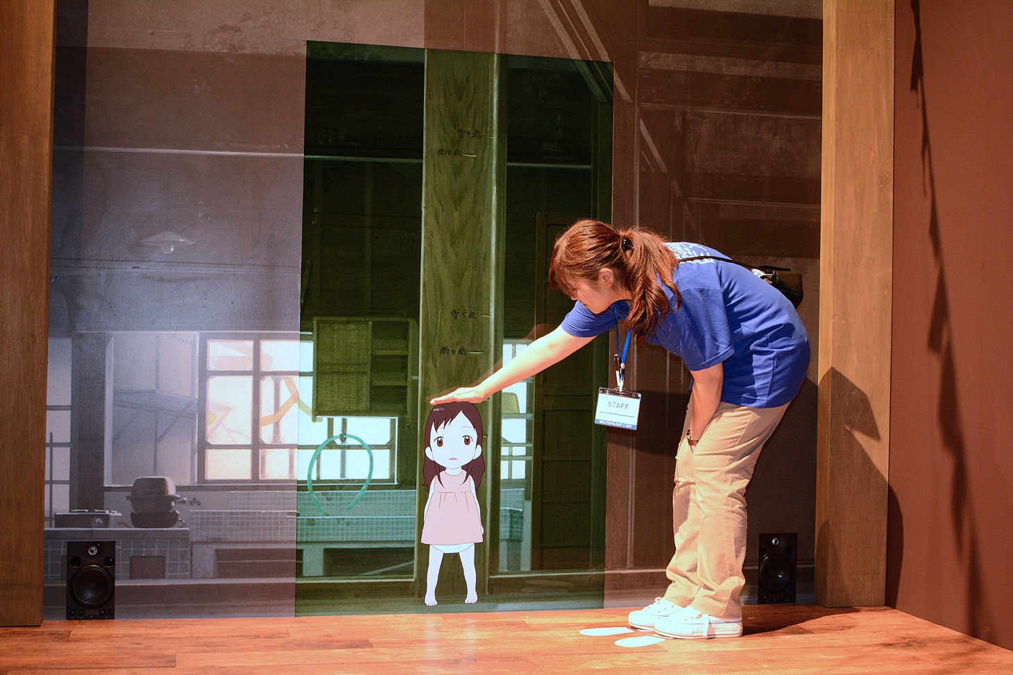 「バケモノの子」展の様子。