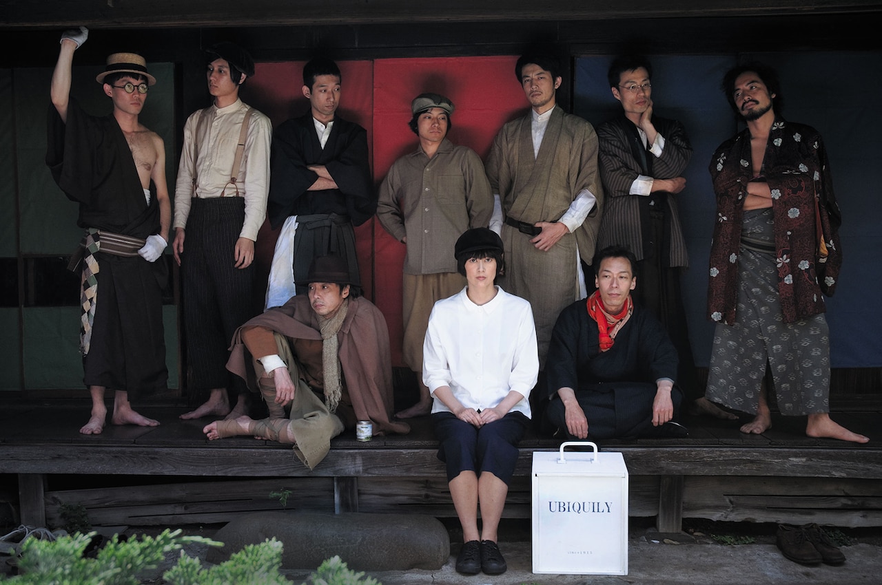 天井桟敷出身の監督が極彩色で描く、大正アナキストたちの青春活劇がソフト化