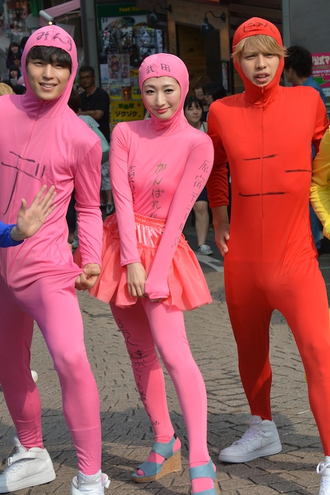 左からミンス、武田梨奈、ジュン。