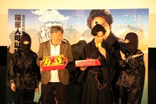 「猫侍 南の島へ行く」台湾プレミアイベントの様子。左から渡辺武、北村一輝。(c)2015「続・猫侍」製作委員会