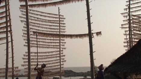 「船が帰り着く時」