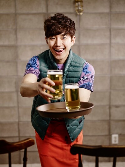 「二十歳」より、ジュノ（2PM）。(c)2015 NEXT ENTERTAINMENT WORLD. All Rights Reserved