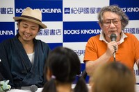 「漫画家、映画を語る。─9人の鬼才が明かす創作の秘密」トークイベントの様子。左から浅田弘幸、大林宣彦。